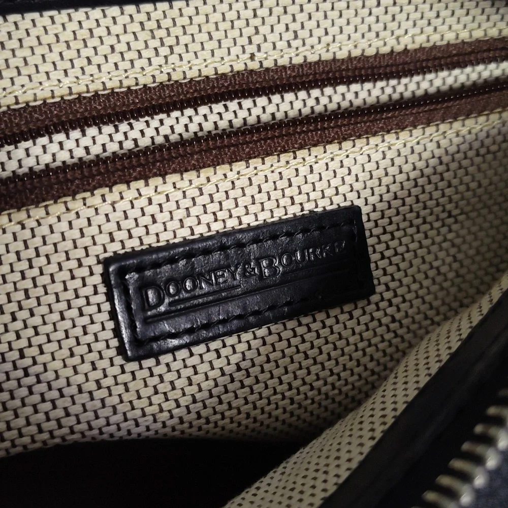 Dooney and Bourke - Picture 13 of 13